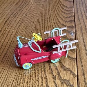 Hallmark Keepsake Ornament Fire Truck